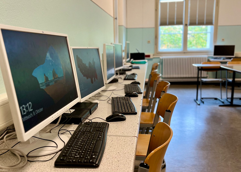 Informatik Computerraum