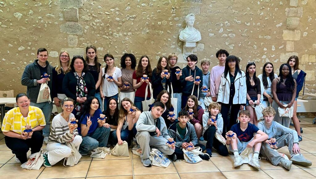 Besuch der Berliner Schülerinnen und Schüler des Rückert-Gymnasiums Berlin im Rathaus von Blanquefort