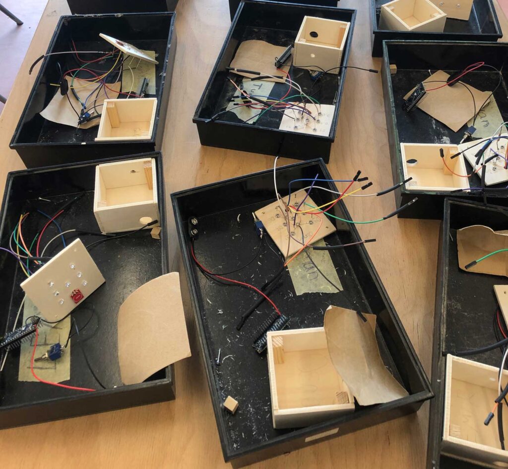 Nawi-Projektwoche im FEZ zu Sensortechnik Rückert-Gymnasium Berlin